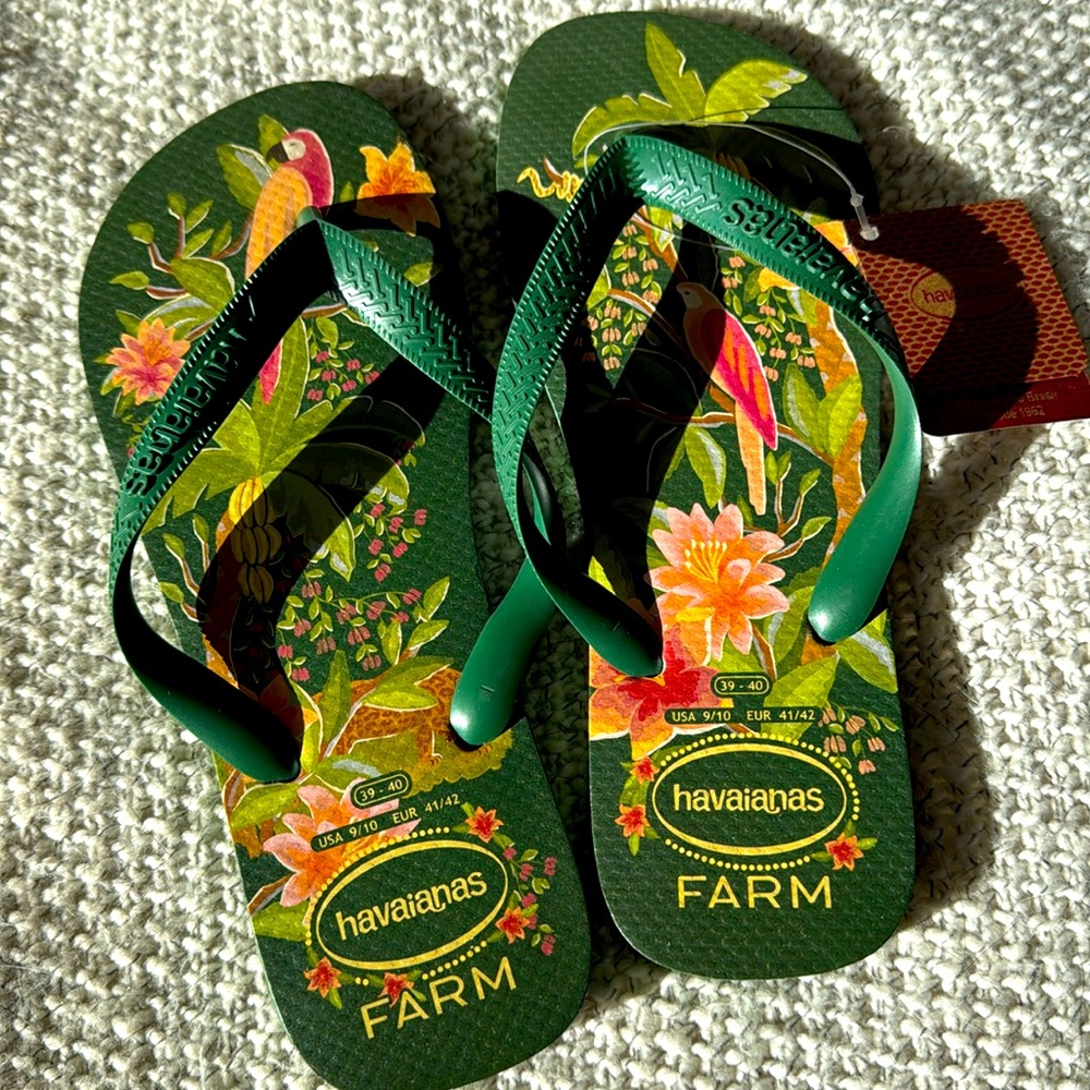 NWT Havaianas Amazonia Farm sandals W 9/10